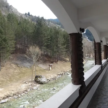 Hotel Horlog Castle Trigrad Exterior foto